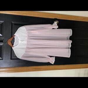 Vintage vanity fair pink chiffon ladies robe with lace size medium grannycore‌